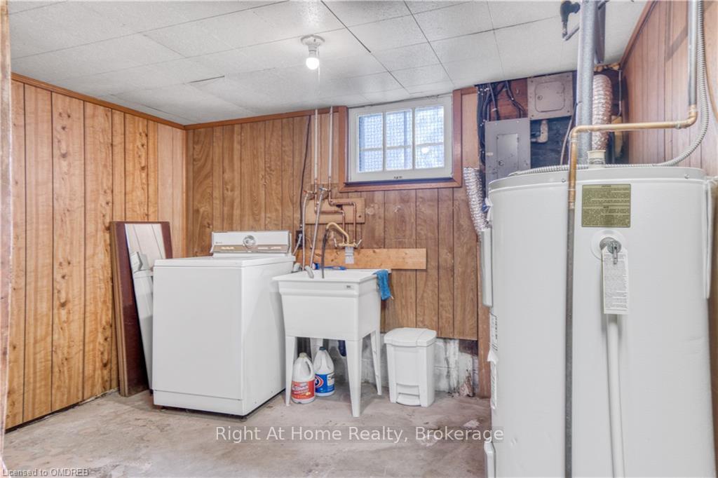 Photo 38 of 35 Elder Avenue, Etobicoke, Long Branch — HOMEH