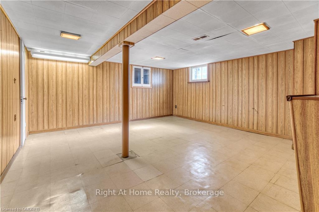 Photo 40 of 35 Elder Avenue, Etobicoke, Long Branch — HOMEH
