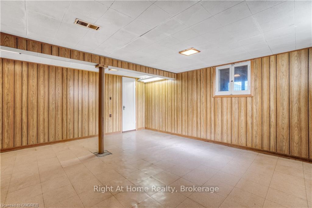 Photo 42 of 35 Elder Avenue, Etobicoke, Long Branch — HOMEH