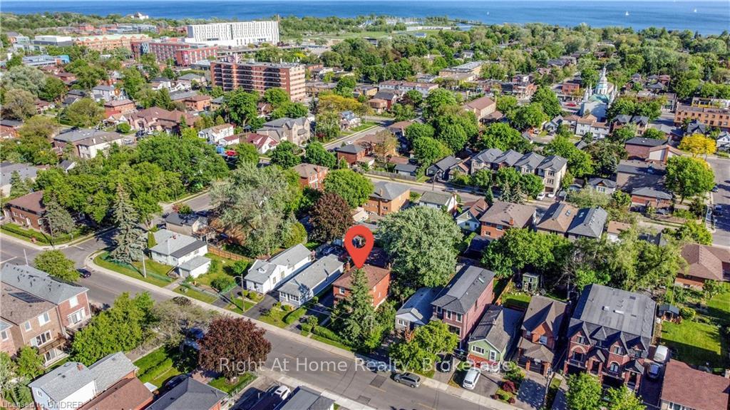 Photo 48 of 35 Elder Avenue, Etobicoke, Long Branch — HOMEH