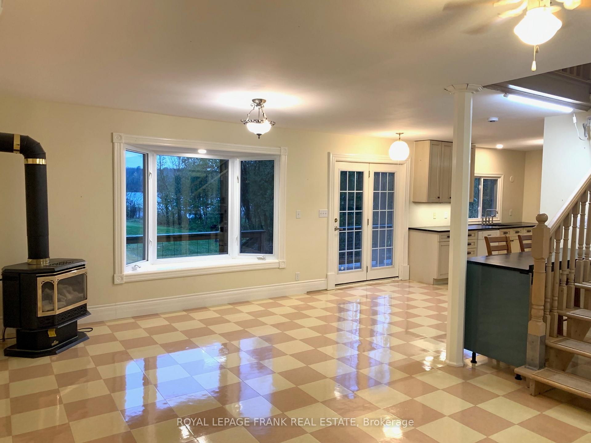 Photo 4 of 98 Pilkey Road, Uxbridge, Rural Uxbridge — HOMEH