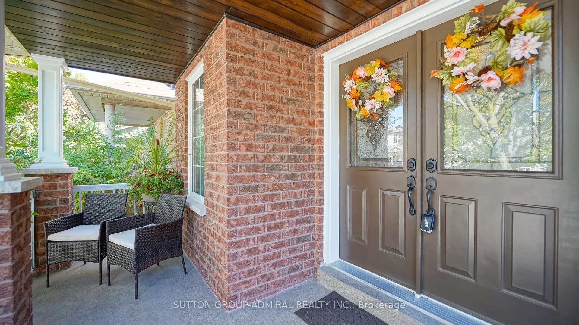 Photo 6 of 222 Hollywood Hill Circle, Vaughan, Vellore Village — HOMEH