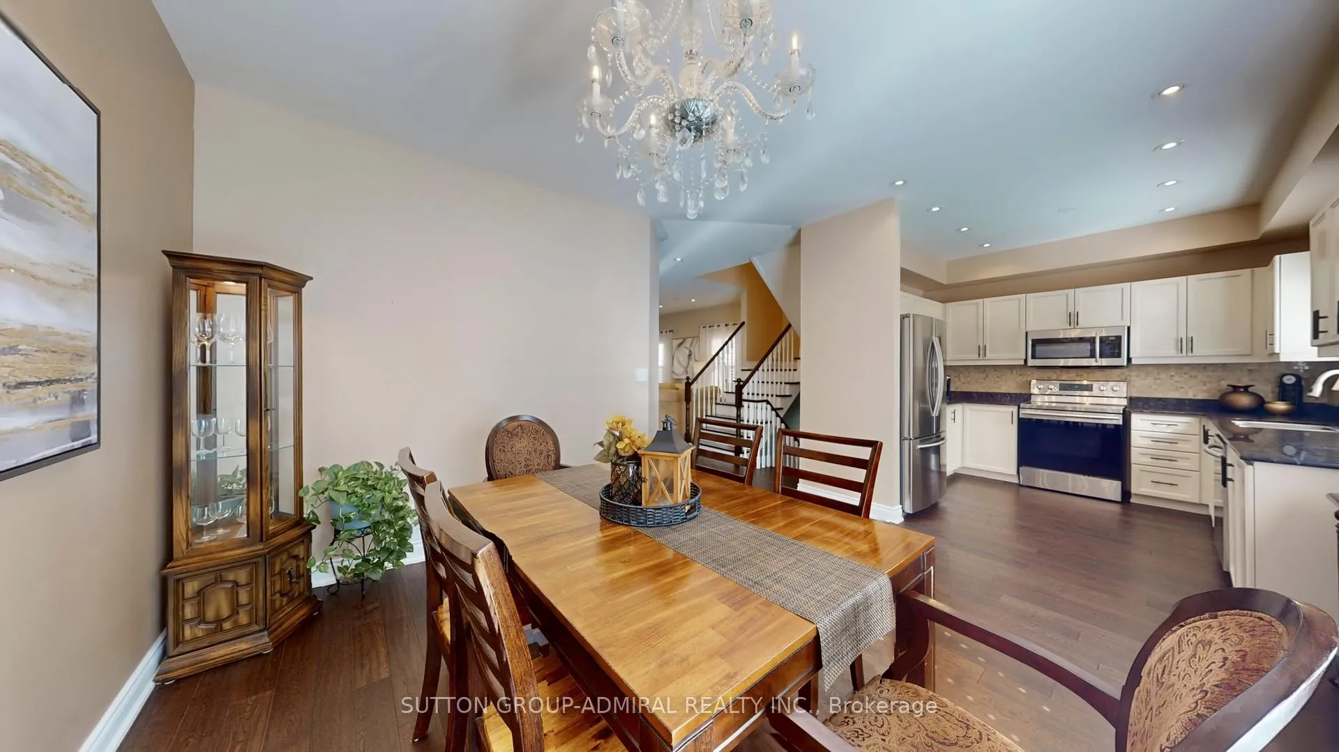 Photo 12 of 222 Hollywood Hill Circle, Vaughan, Vellore Village — HOMEH