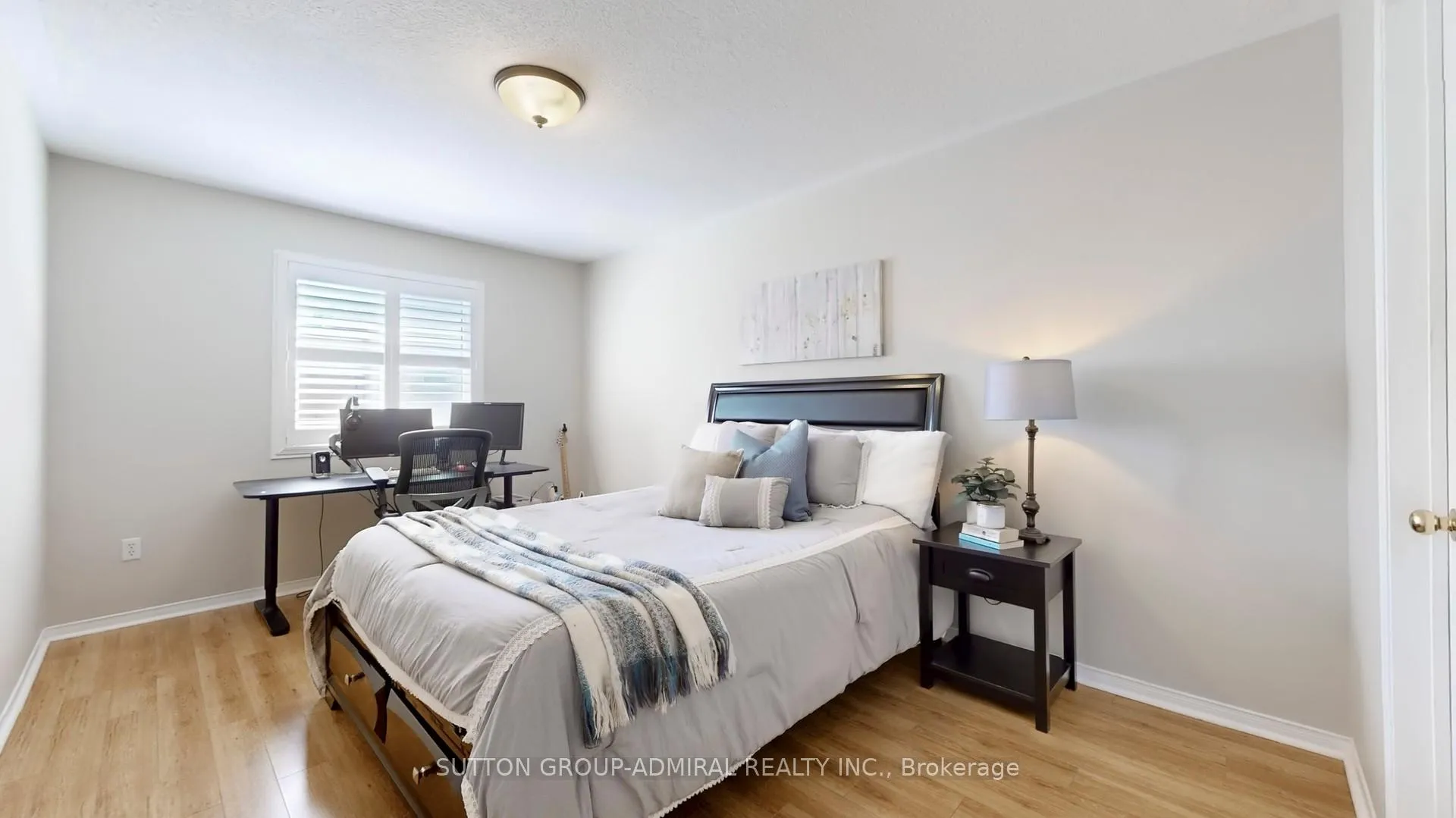 Photo 21 of 222 Hollywood Hill Circle, Vaughan, Vellore Village — HOMEH