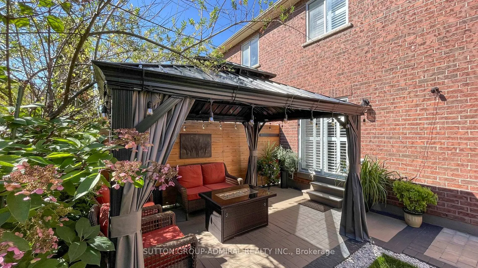 Photo 33 of 222 Hollywood Hill Circle, Vaughan, Vellore Village — HOMEH