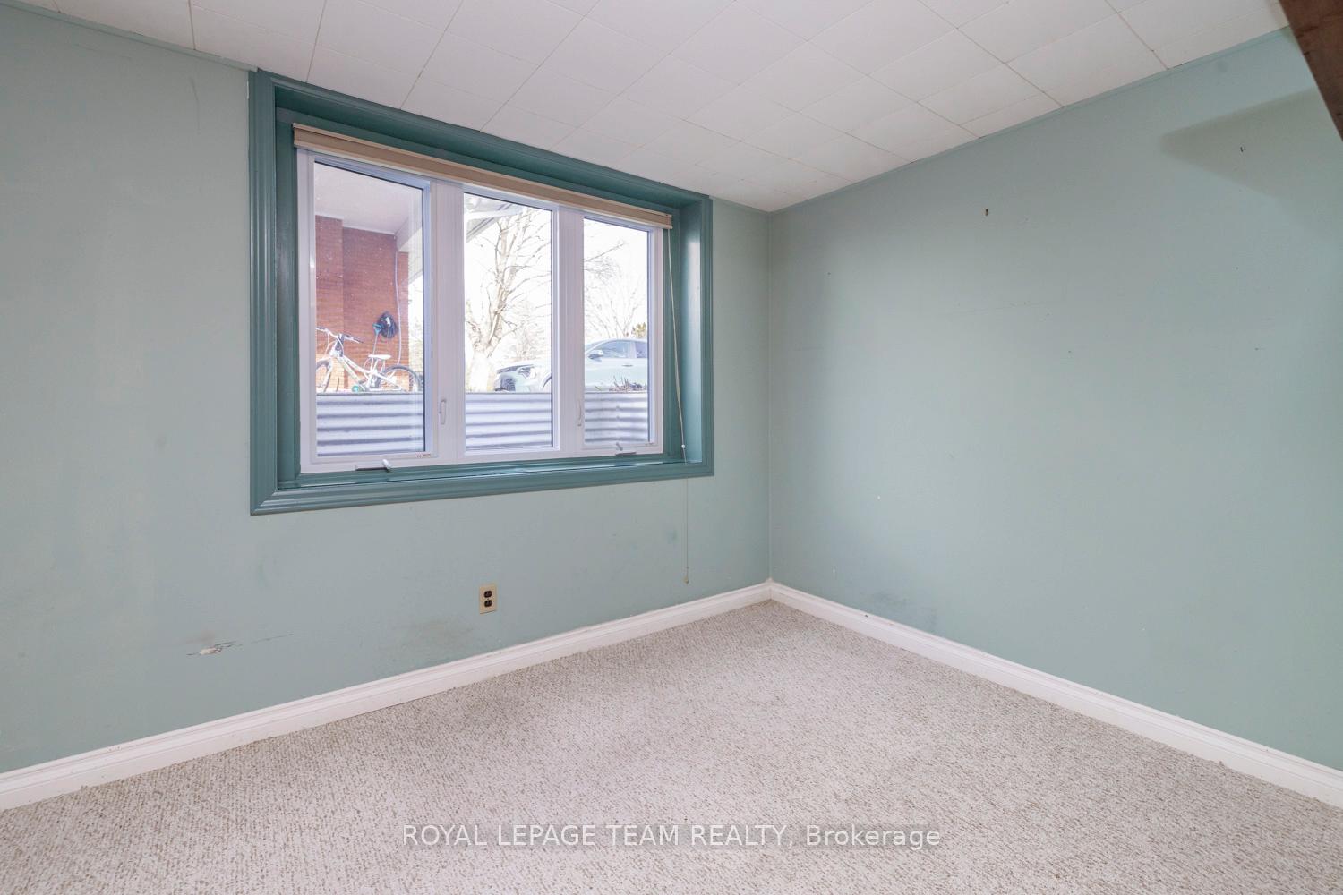 Photo 30 of 19 Pinepoint Drive, Ottawa, Lynwood Village — HOMEH