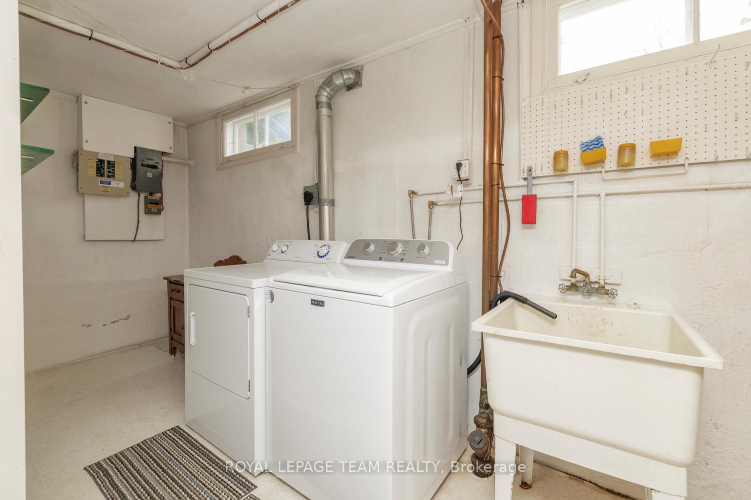 Photo 42 of 19 Pinepoint Drive, Ottawa, Lynwood Village — HOMEH