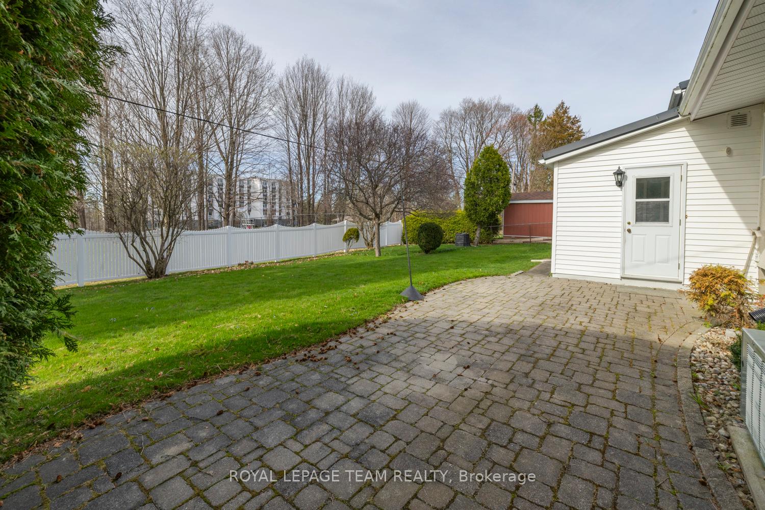 Photo 44 of 19 Pinepoint Drive, Ottawa, Lynwood Village — HOMEH