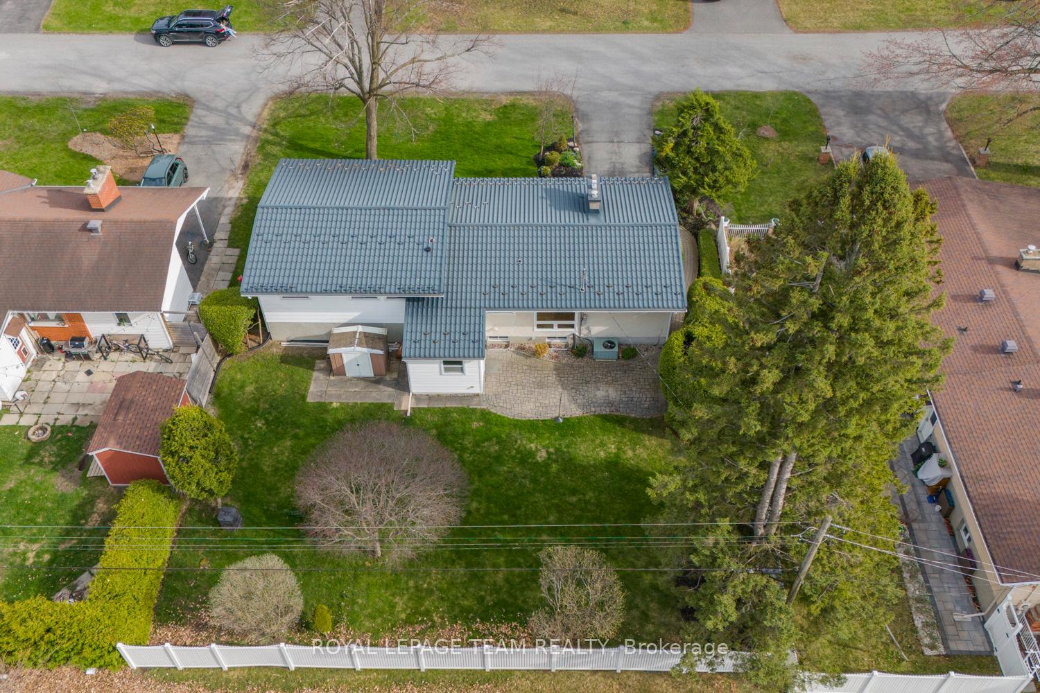 Photo 50 of 19 Pinepoint Drive, Ottawa, Lynwood Village — HOMEH