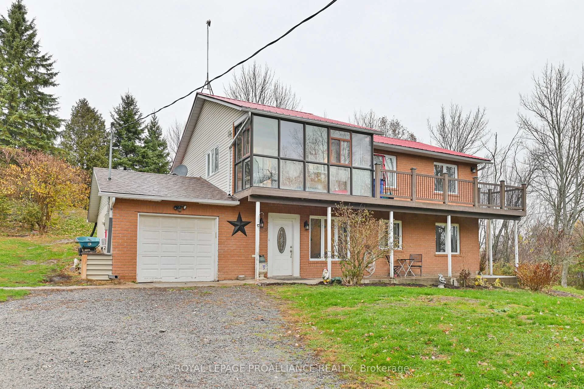 Photo of 1403A Crookston Road