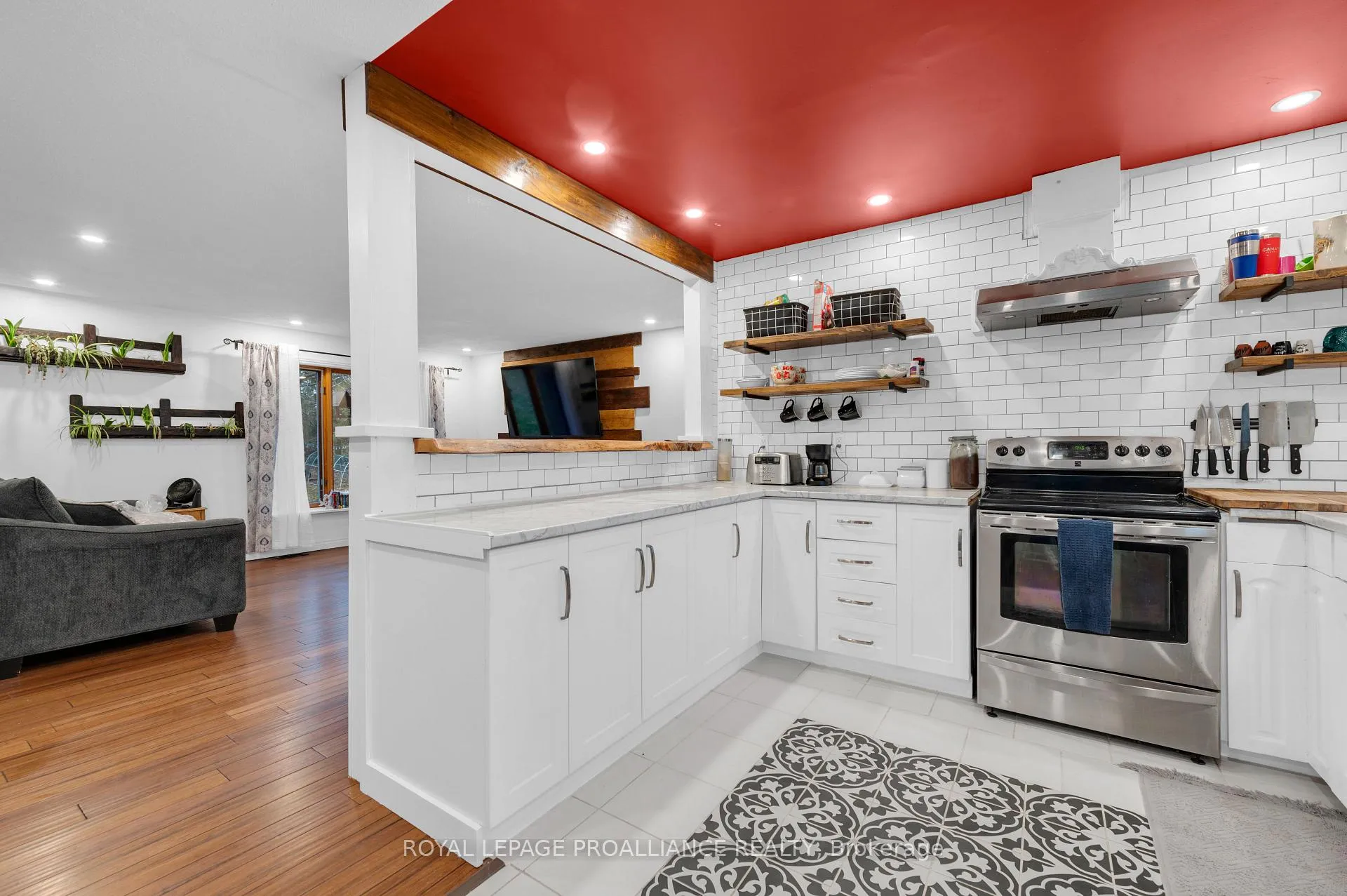 Photo 5 of 1403A Crookston Road, Tweed, Tweed (Village) — HOMEH