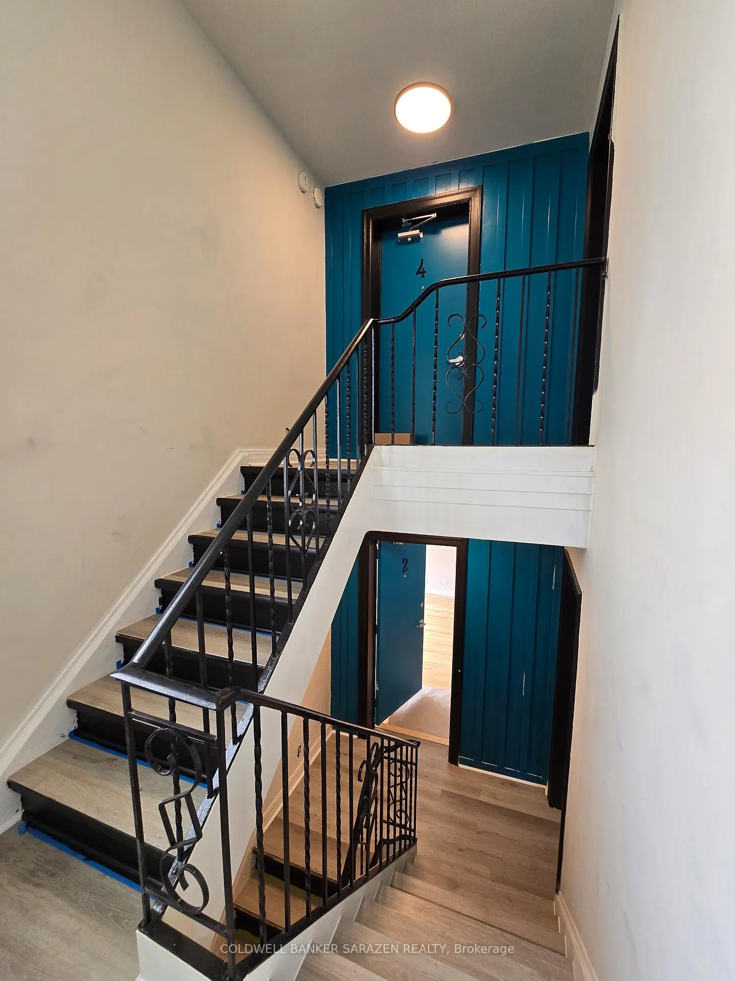 Photo 2 of Unit 2, 33 Coupal Street, Ottawa, Kingsview Park — HOMEH