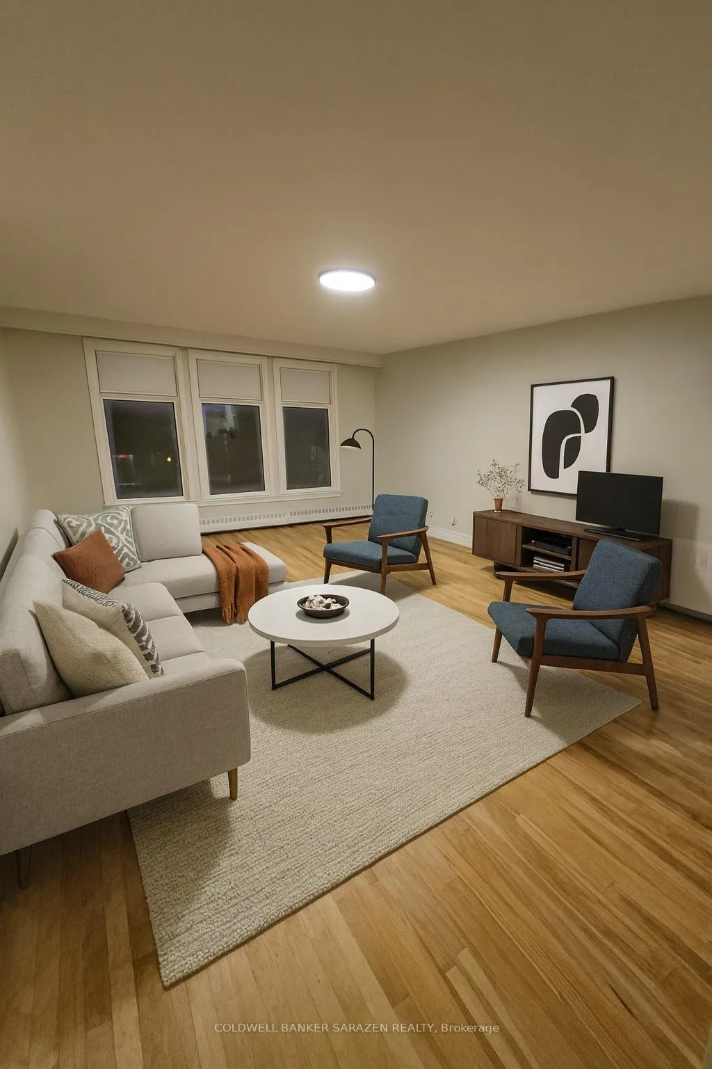 Photo 4 of Unit 2, 33 Coupal Street, Ottawa, Kingsview Park — HOMEH
