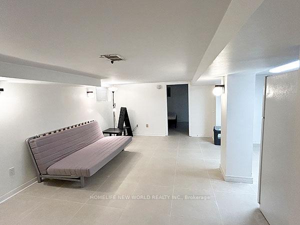 Photo 3 of Unit Bsmt, 477 Rimilton Avenue, Etobicoke, Alderwood — HOMEH