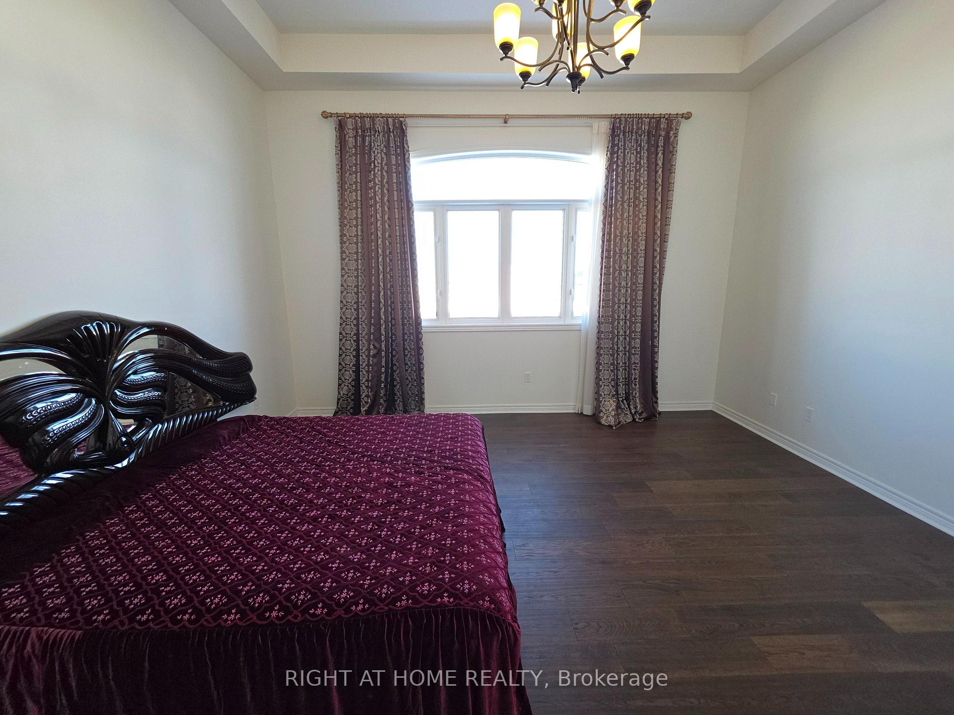 Photo 28 of 93 Oberfrick Avenue, Vaughan, Patterson — HOMEH