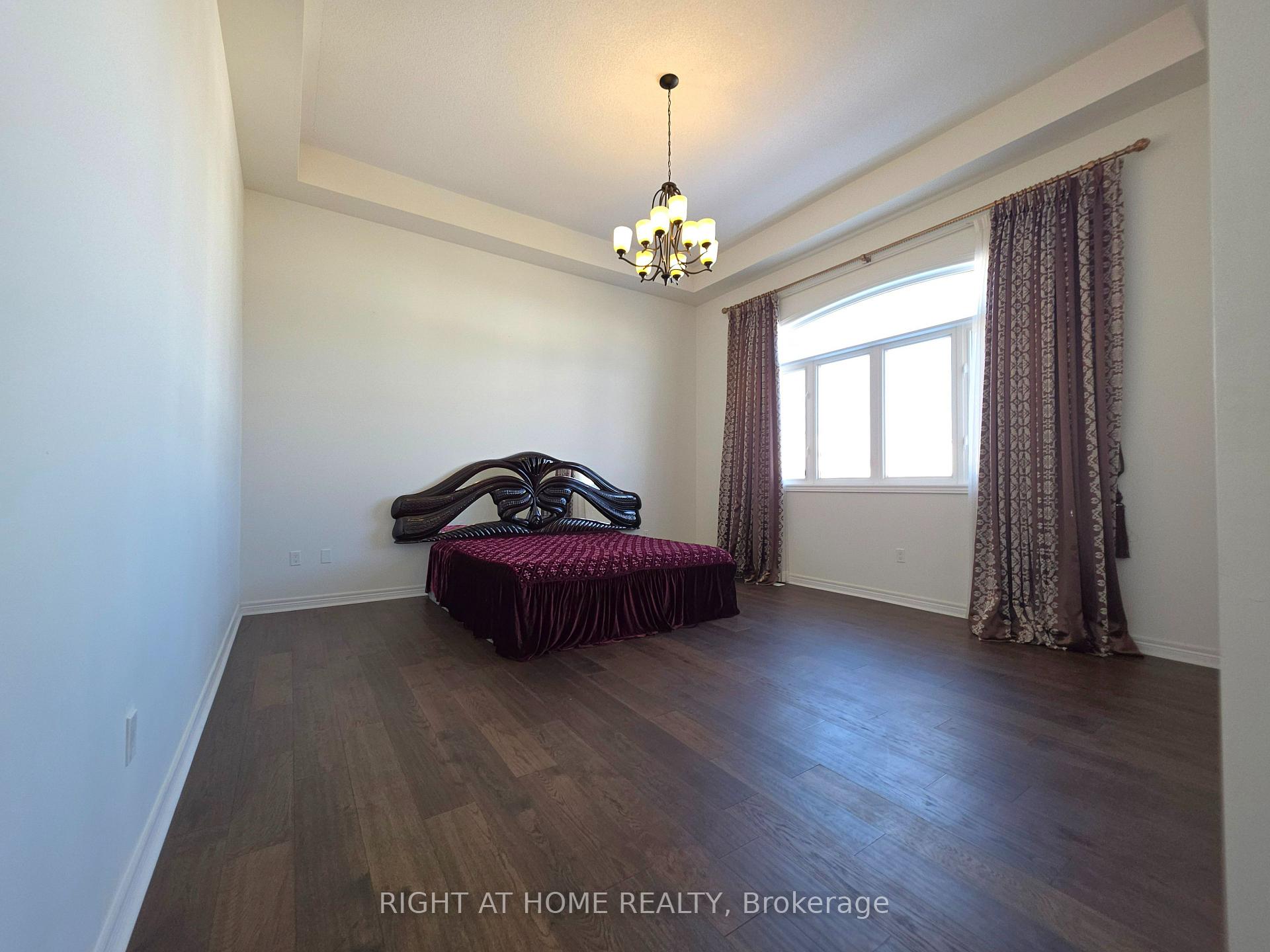 Photo 30 of 93 Oberfrick Avenue, Vaughan, Patterson — HOMEH