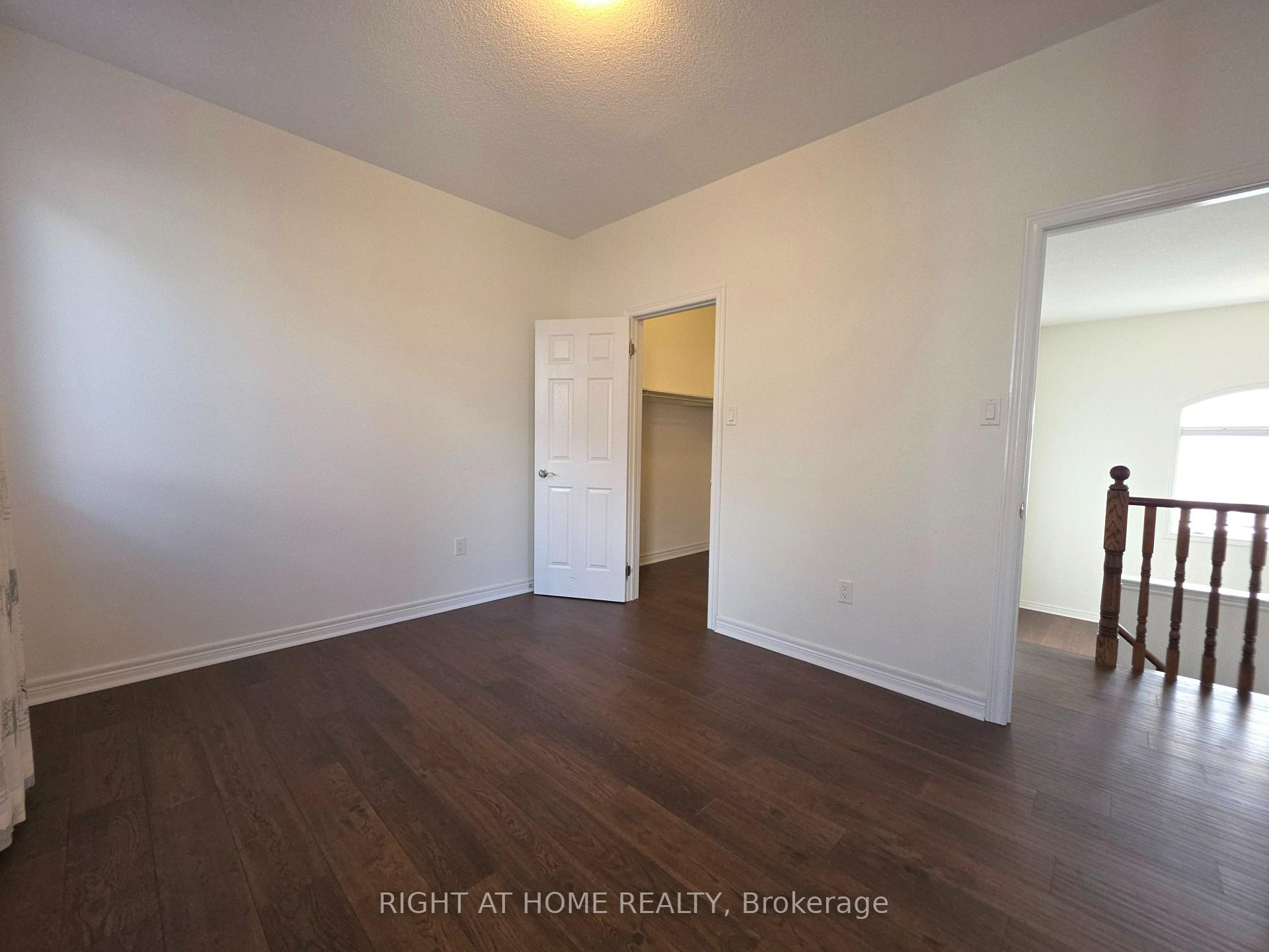 Photo 32 of 93 Oberfrick Avenue, Vaughan, Patterson — HOMEH