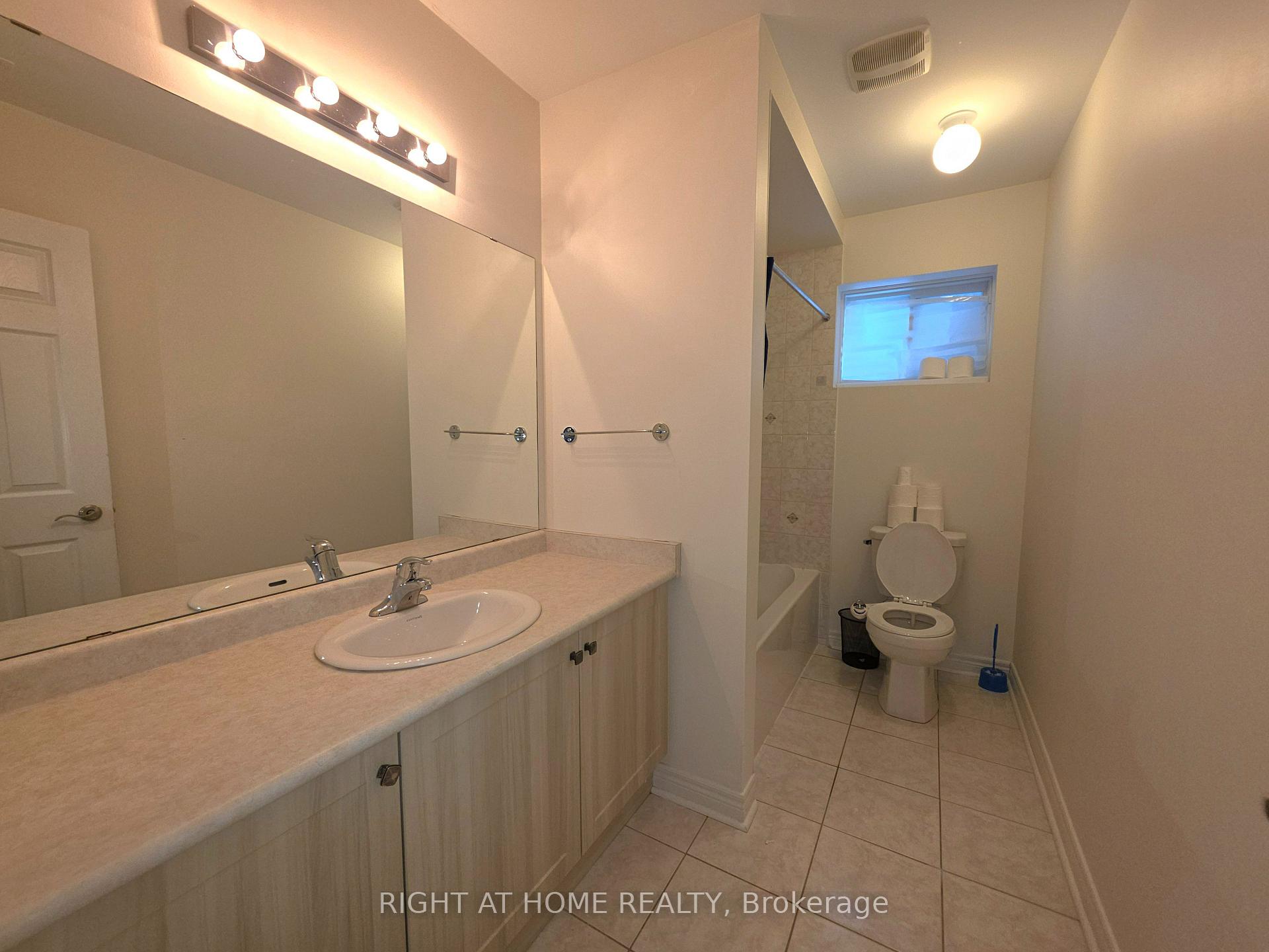 Photo 48 of 93 Oberfrick Avenue, Vaughan, Patterson — HOMEH