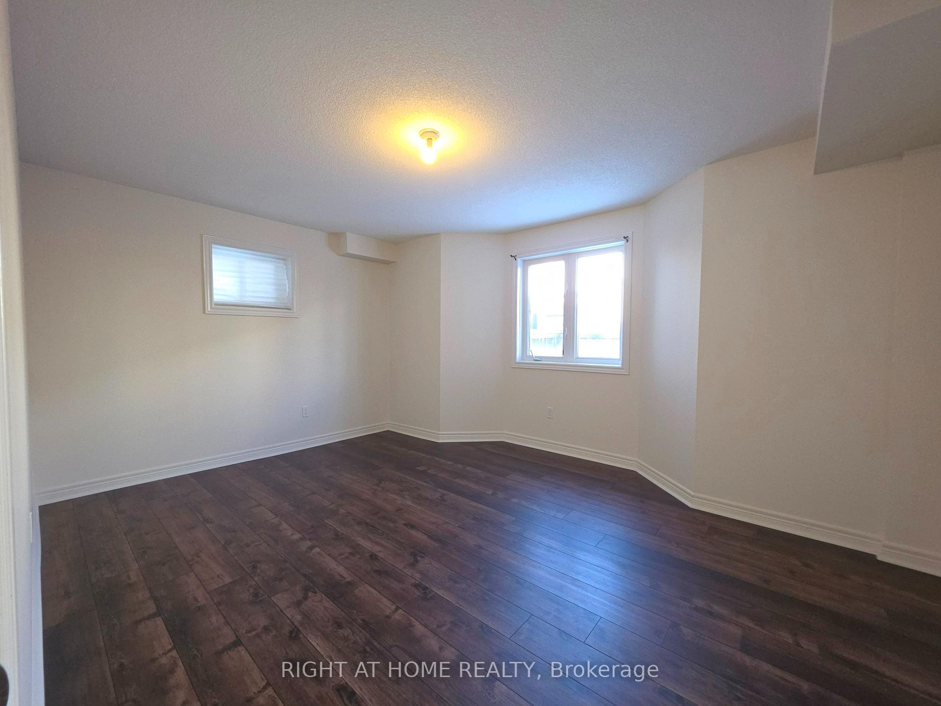 Photo 49 of 93 Oberfrick Avenue, Vaughan, Patterson — HOMEH