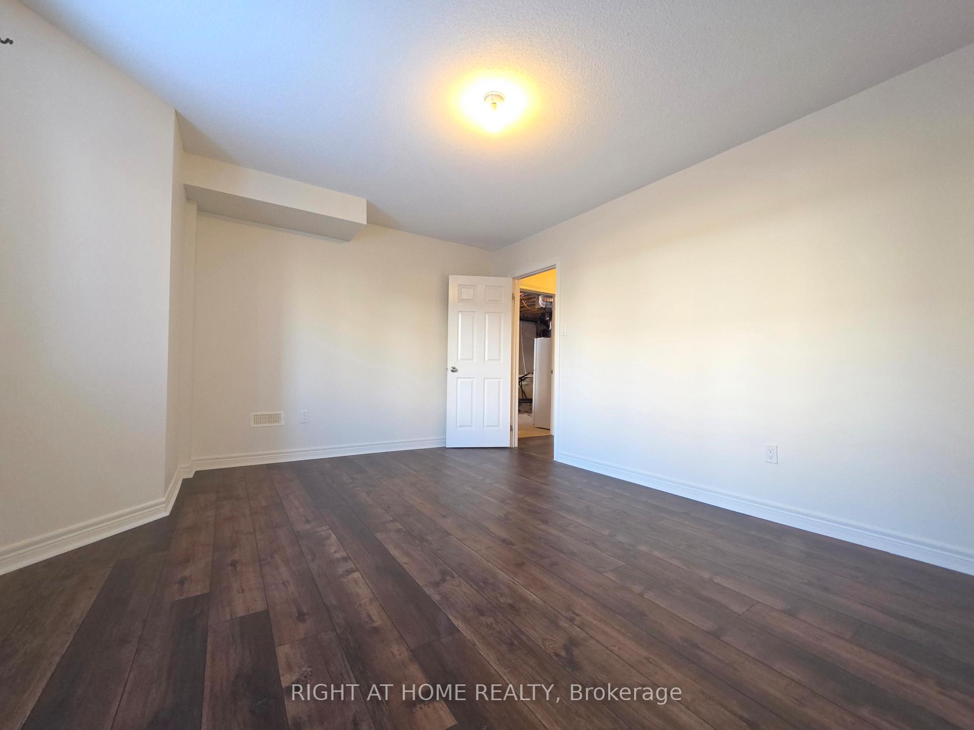 Photo 50 of 93 Oberfrick Avenue, Vaughan, Patterson — HOMEH