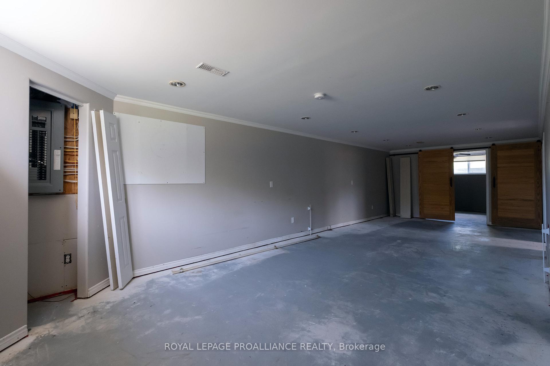 Photo 14 of 6206 Old Highway 2, Tyendinaga, Tyendinaga Township — HOMEH