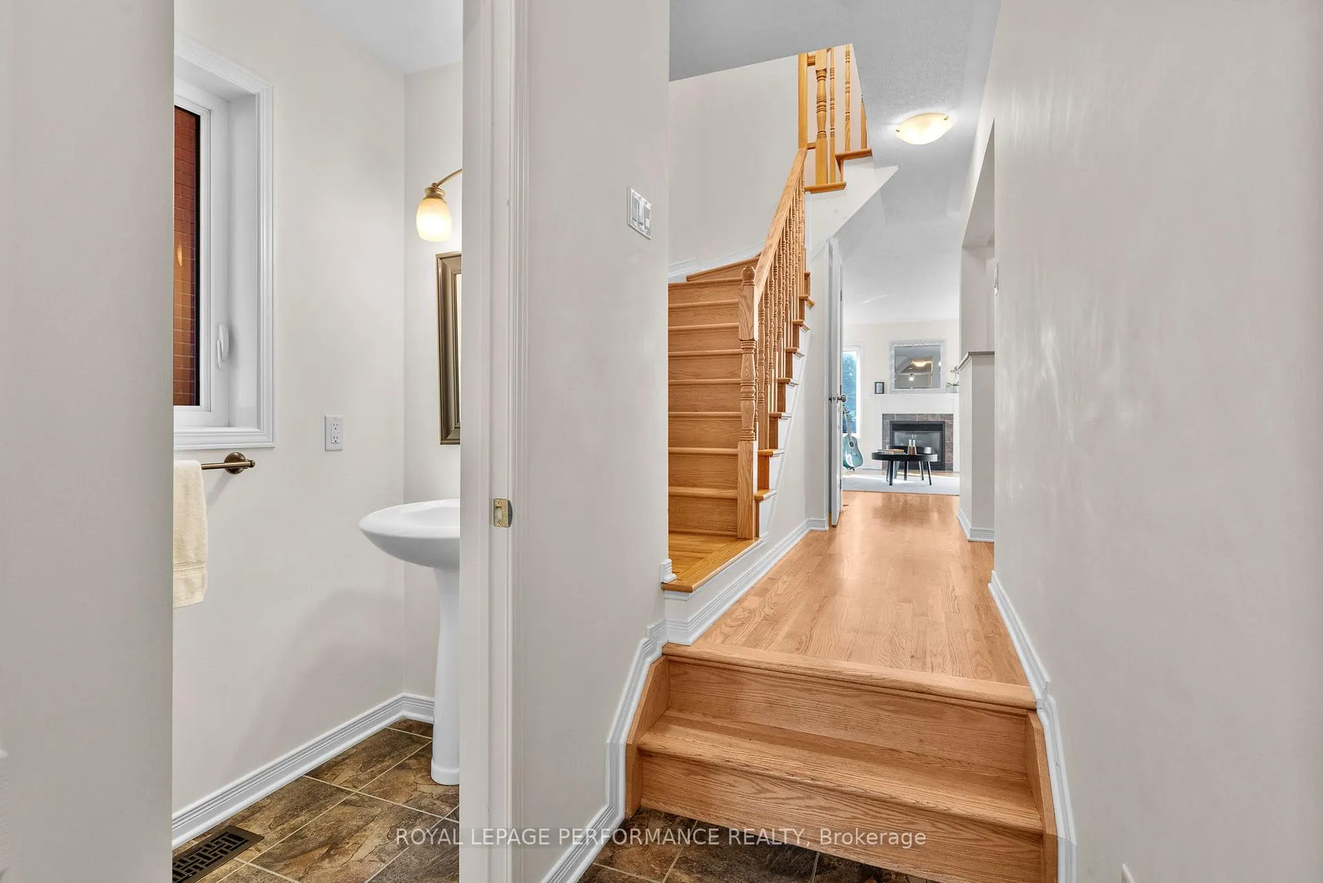 Photo 2 of 287 Meilleur Private, Ottawa, Vanier — HOMEH