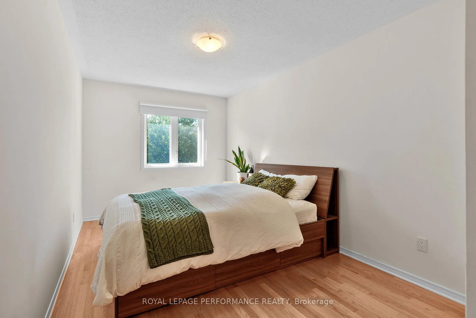 Photo 23 of 287 Meilleur Private, Ottawa, Vanier — HOMEH