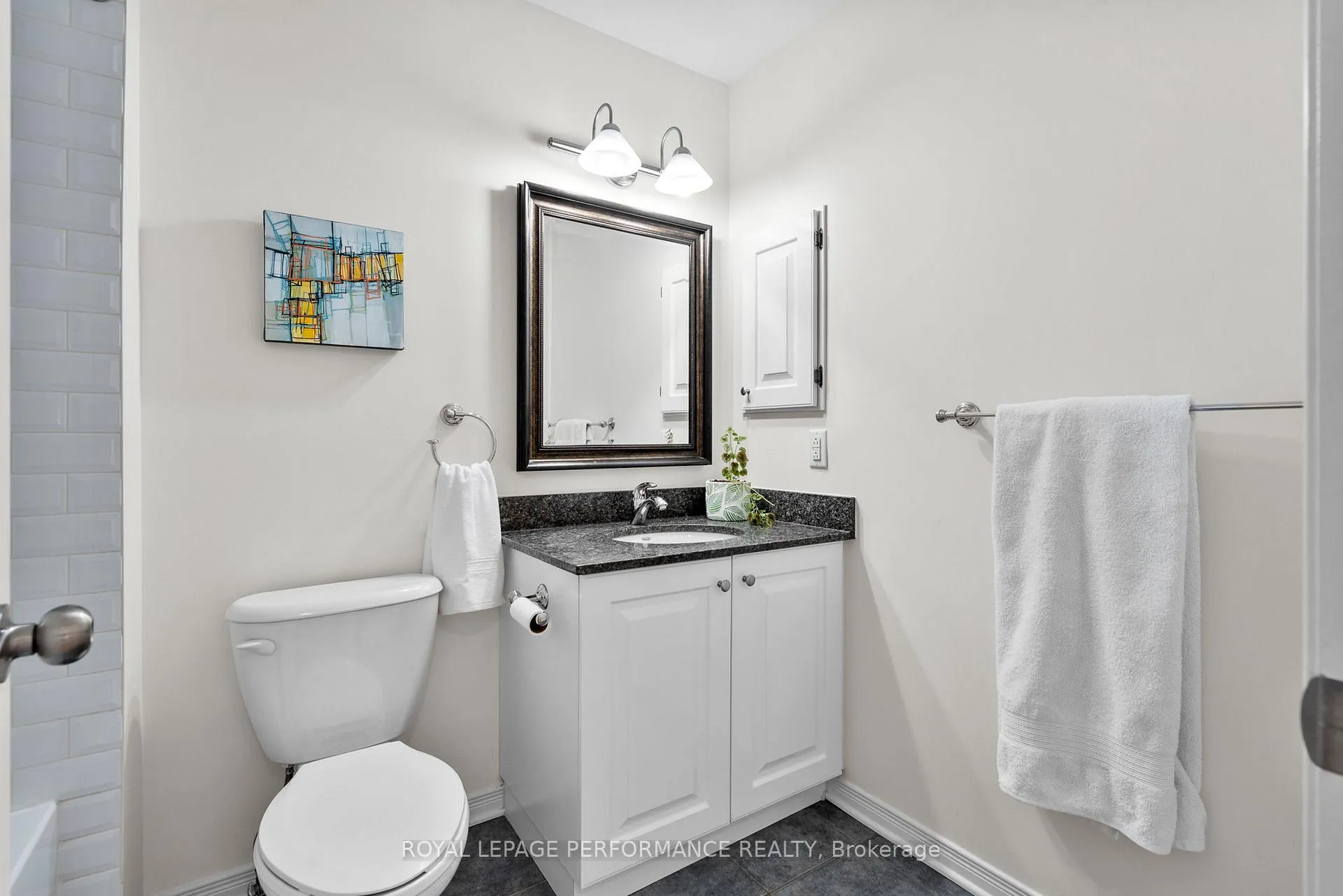 Photo 25 of 287 Meilleur Private, Ottawa, Vanier — HOMEH