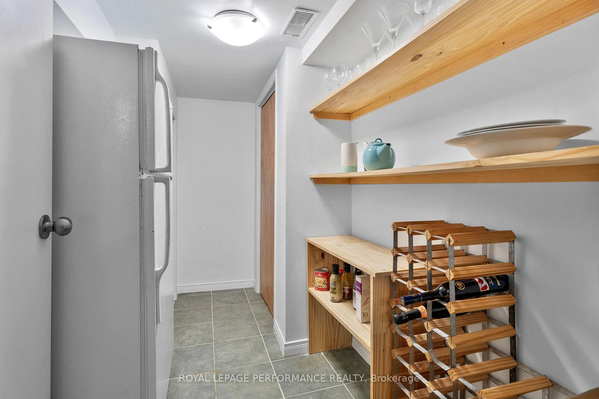 Photo 33 of 287 Meilleur Private, Ottawa, Vanier — HOMEH