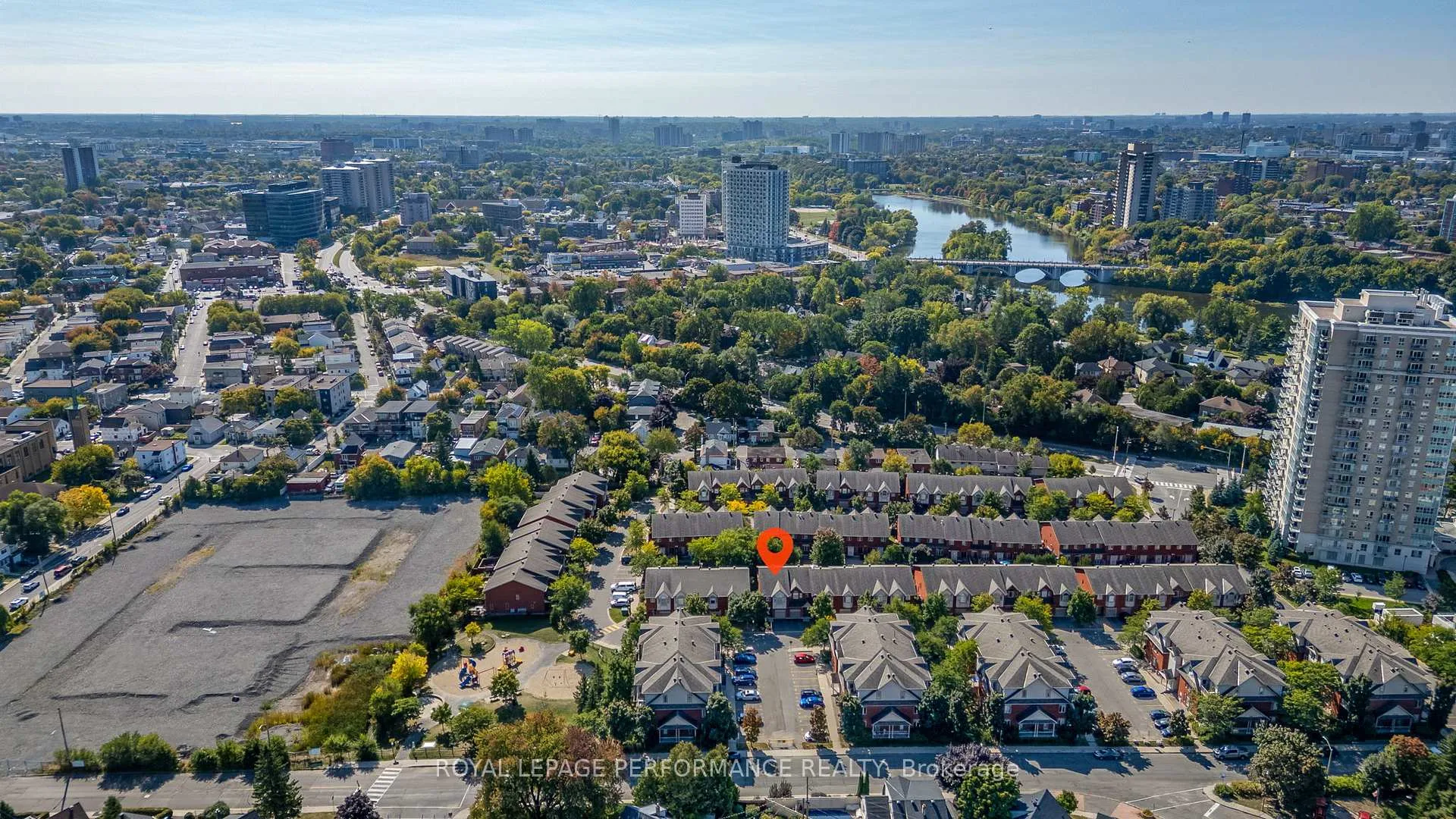 Photo 37 of 287 Meilleur Private, Ottawa, Vanier — HOMEH