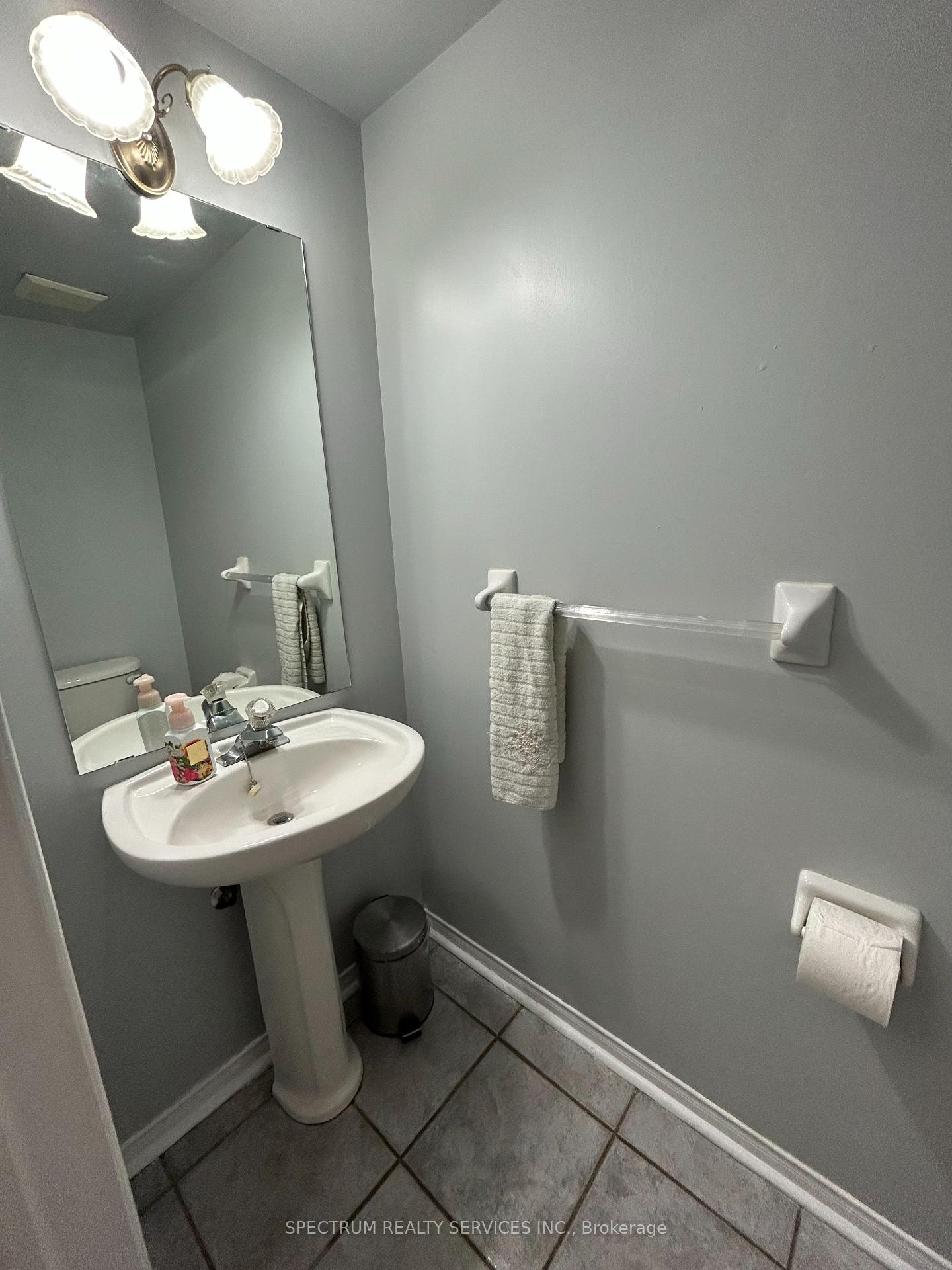Photo 10 of 33 Monte Carlo Drive, Vaughan, Sonoma Heights — HOMEH