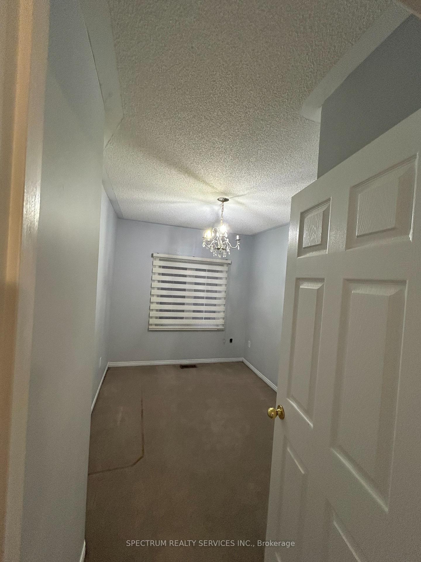 Photo 13 of 33 Monte Carlo Drive, Vaughan, Sonoma Heights — HOMEH
