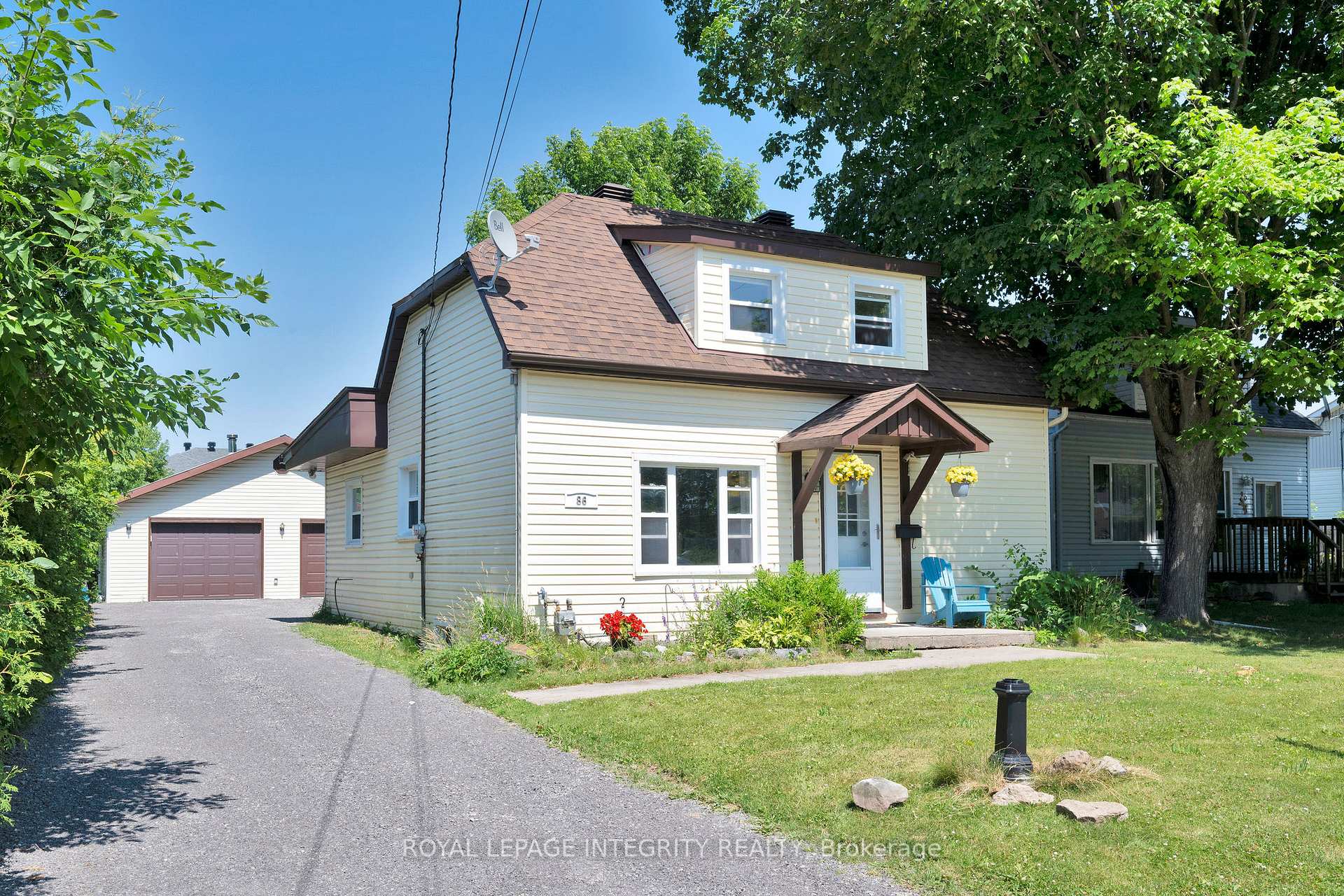 Photo 2 of 86 Charles Street, Arnprior — HOMEH