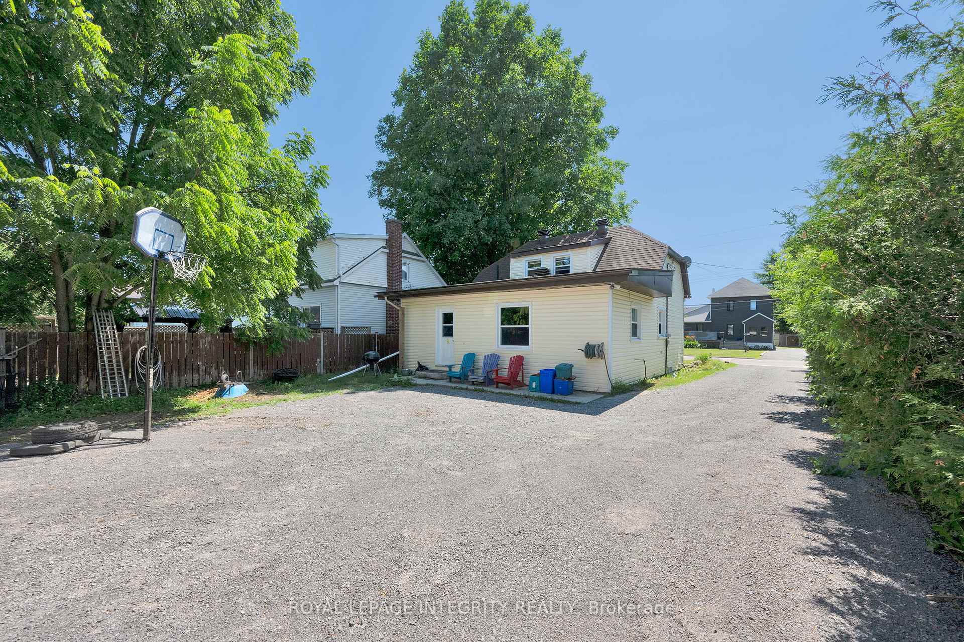 Photo 36 of 86 Charles Street, Arnprior — HOMEH