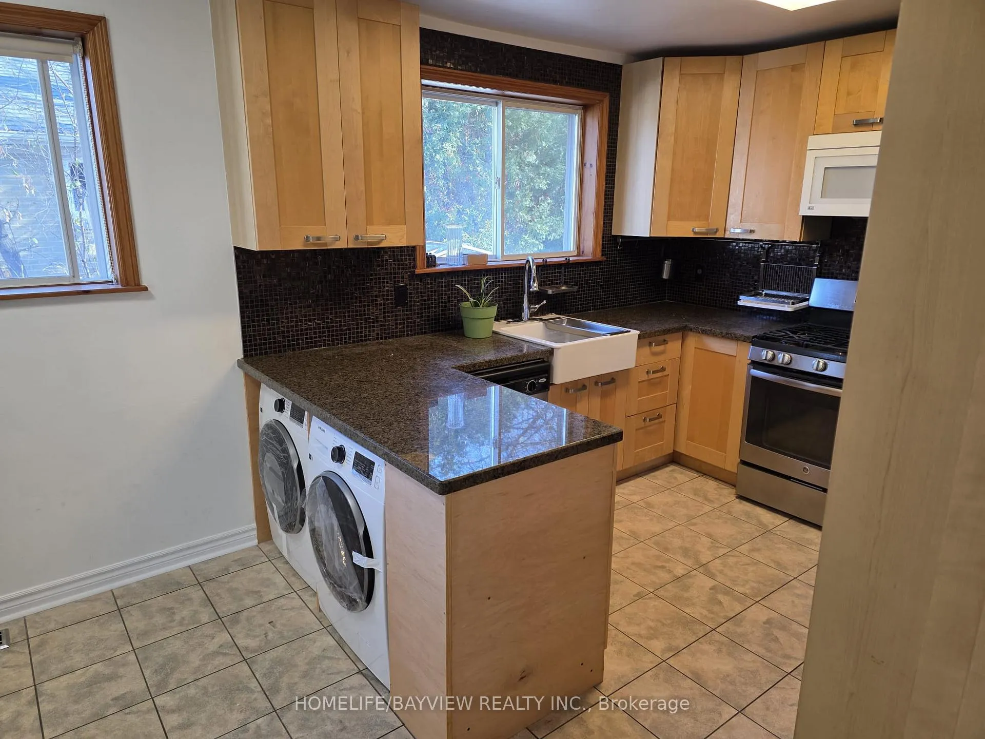 Photo 1 of 95 Murray Drive, Aurora, Aurora Highlands — HOMEH