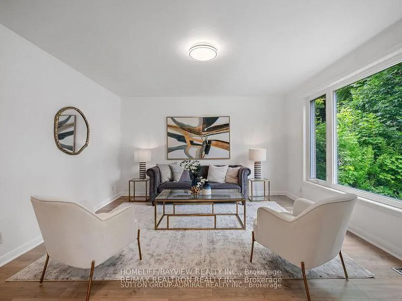 Photo 4 of 95 Murray Drive, Aurora, Aurora Highlands — HOMEH