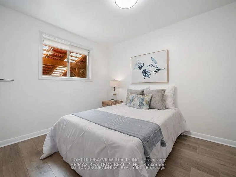 Photo 8 of 95 Murray Drive, Aurora, Aurora Highlands — HOMEH