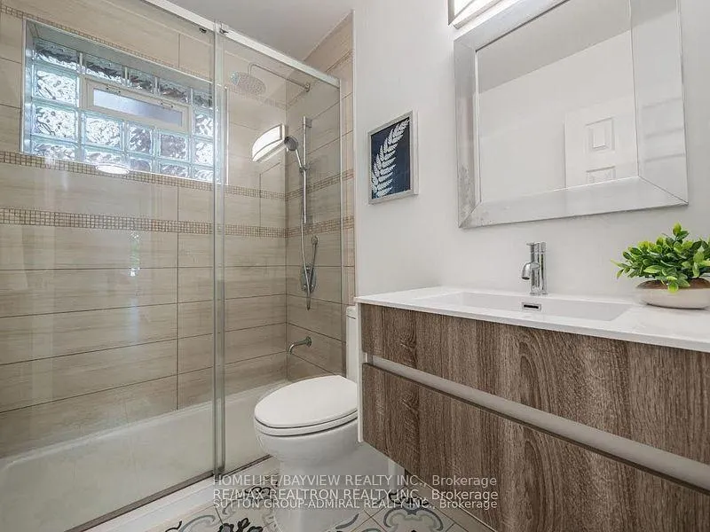 Photo 11 of 95 Murray Drive, Aurora, Aurora Highlands — HOMEH
