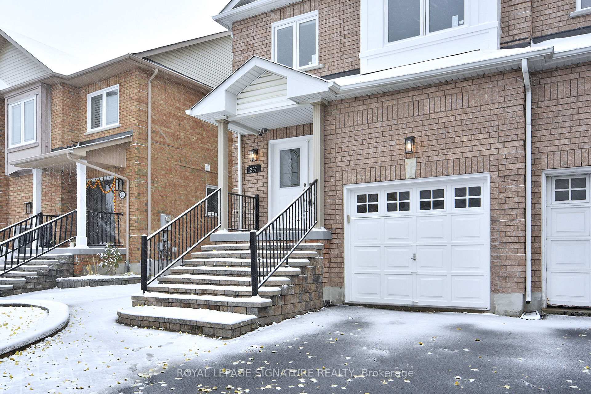 Photo 4 of 257 Deepsprings Crescent, Vaughan, Vellore Village — HOMEH