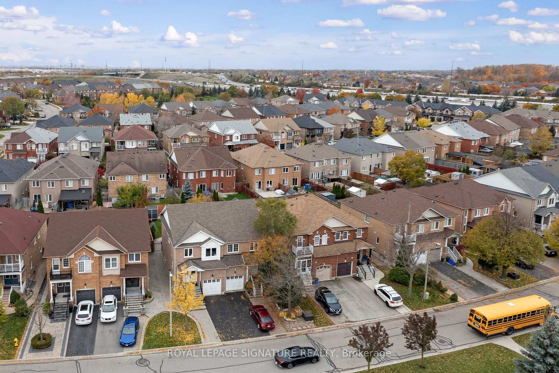 Photo 6 of 257 Deepsprings Crescent, Vaughan, Vellore Village — HOMEH