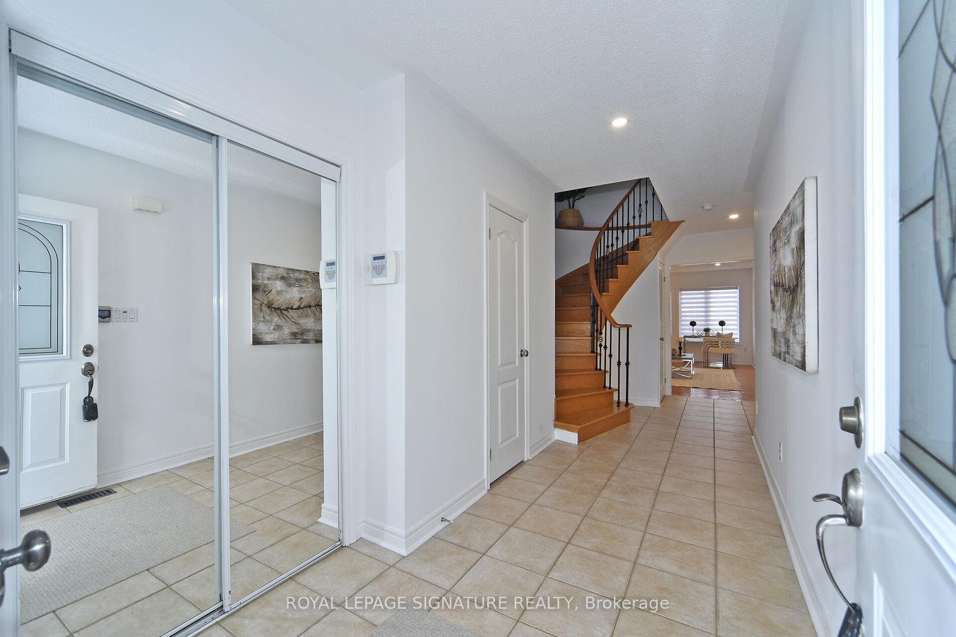 Photo 8 of 257 Deepsprings Crescent, Vaughan, Vellore Village — HOMEH