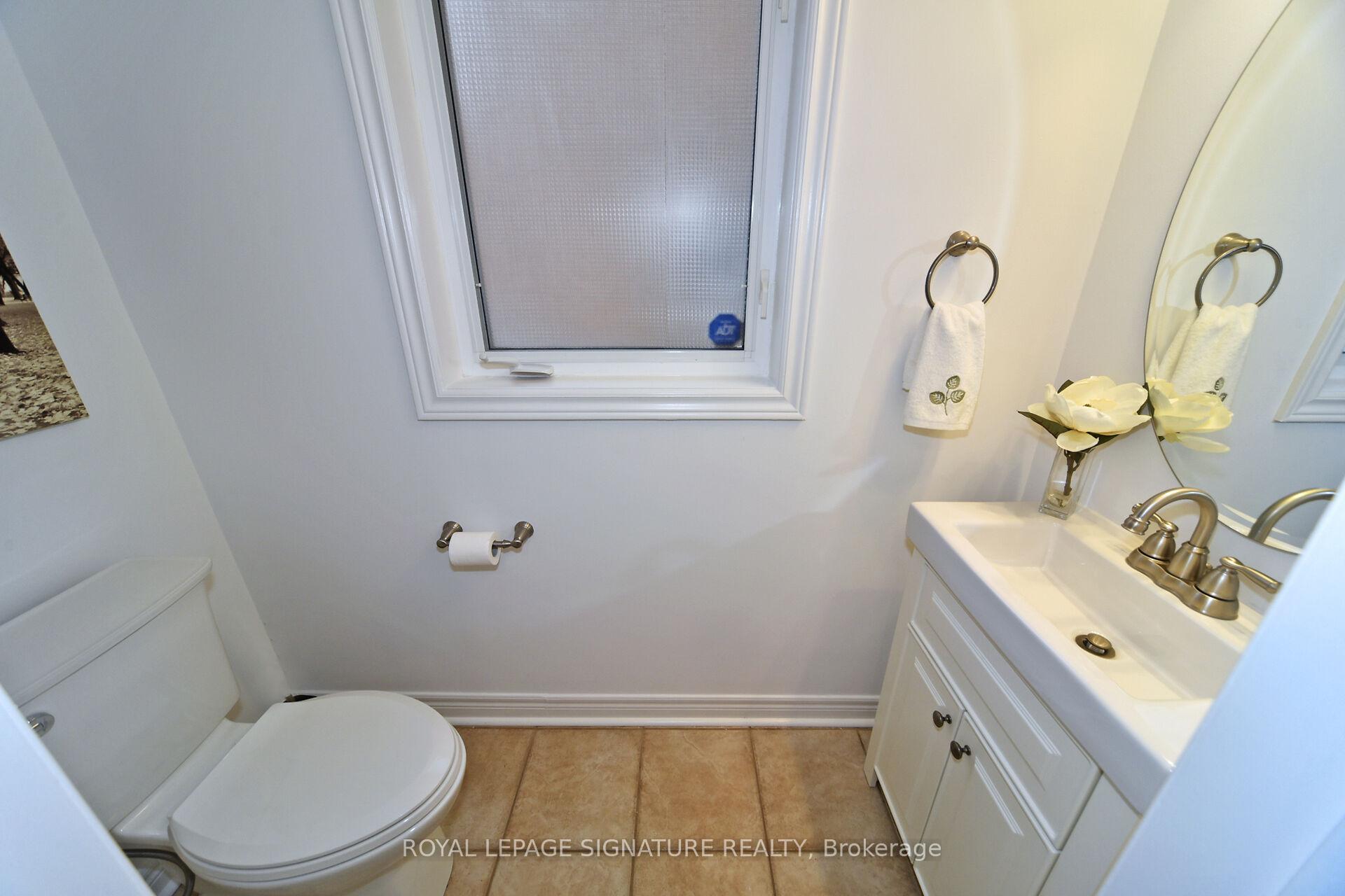 Photo 10 of 257 Deepsprings Crescent, Vaughan, Vellore Village — HOMEH