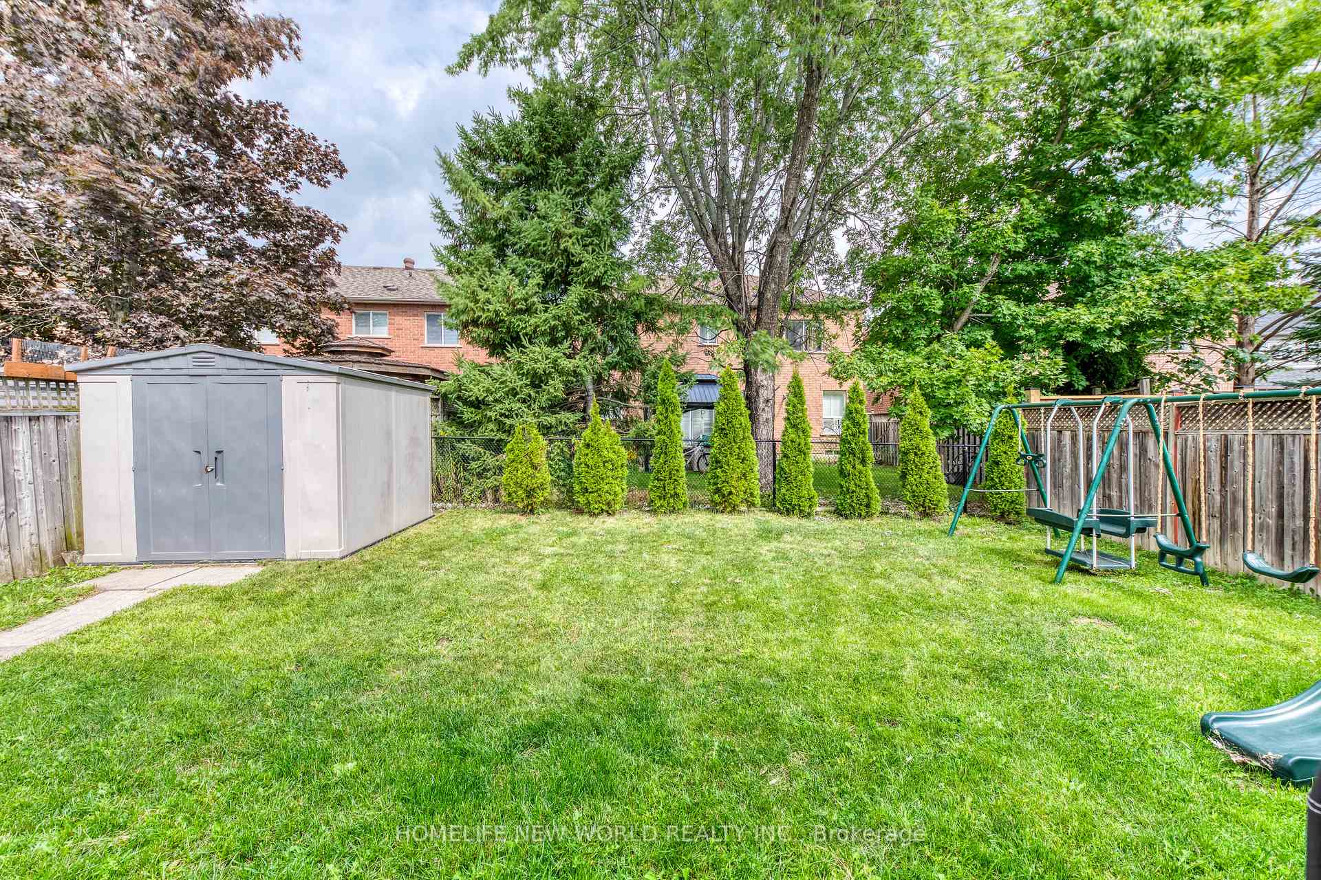 Photo 36 of 97 Mcsweeney Crescent, Ajax, Northwest Ajax — HOMEH