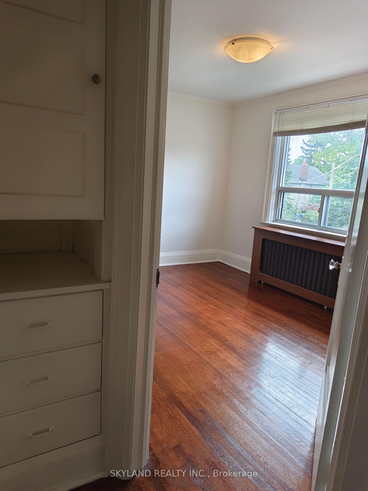 Photo 18 of Unit 3, 69 Lake Shore Drive, Etobicoke, New Toronto — HOMEH