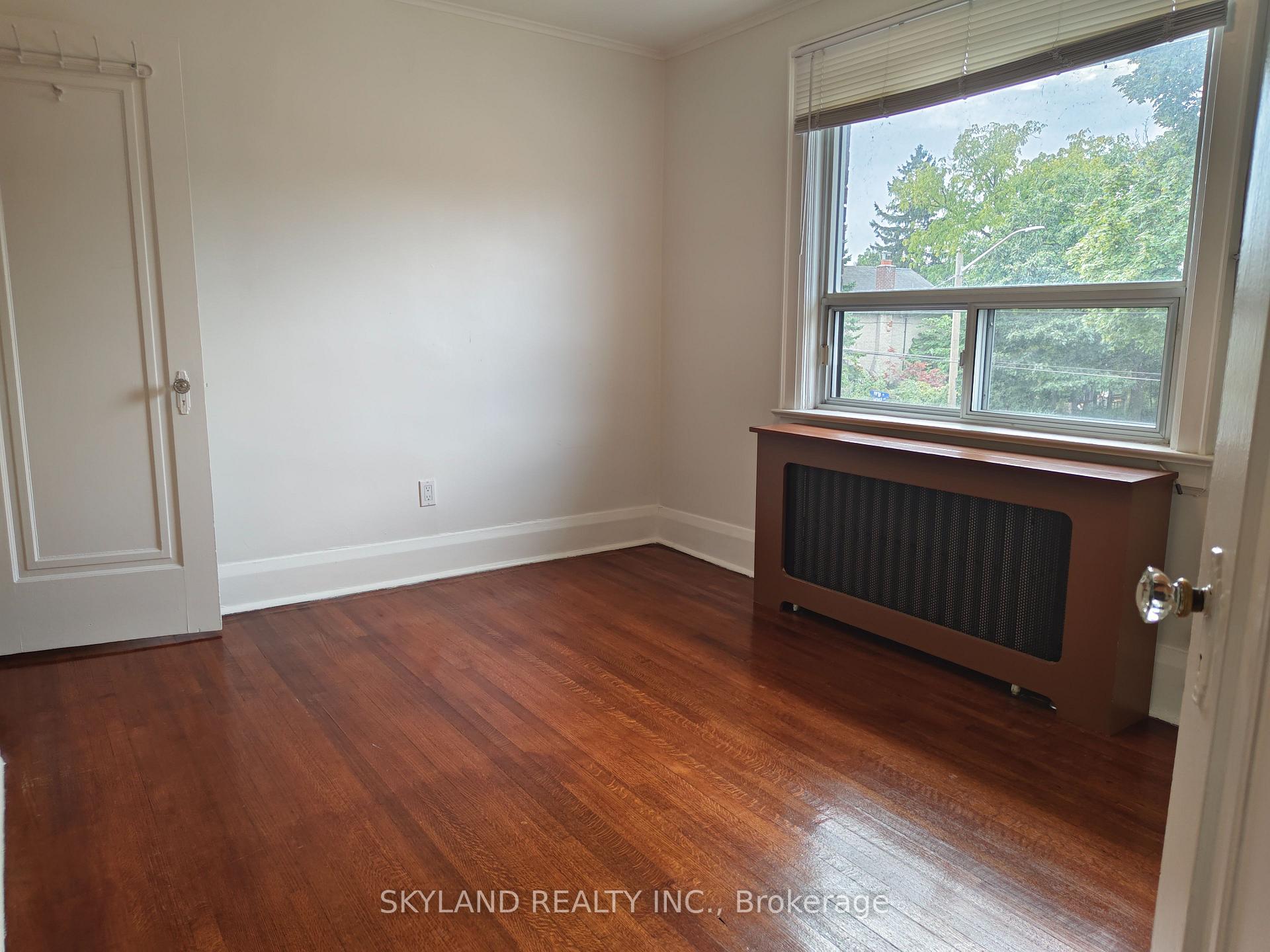 Photo 19 of Unit 3, 69 Lake Shore Drive, Etobicoke, New Toronto — HOMEH