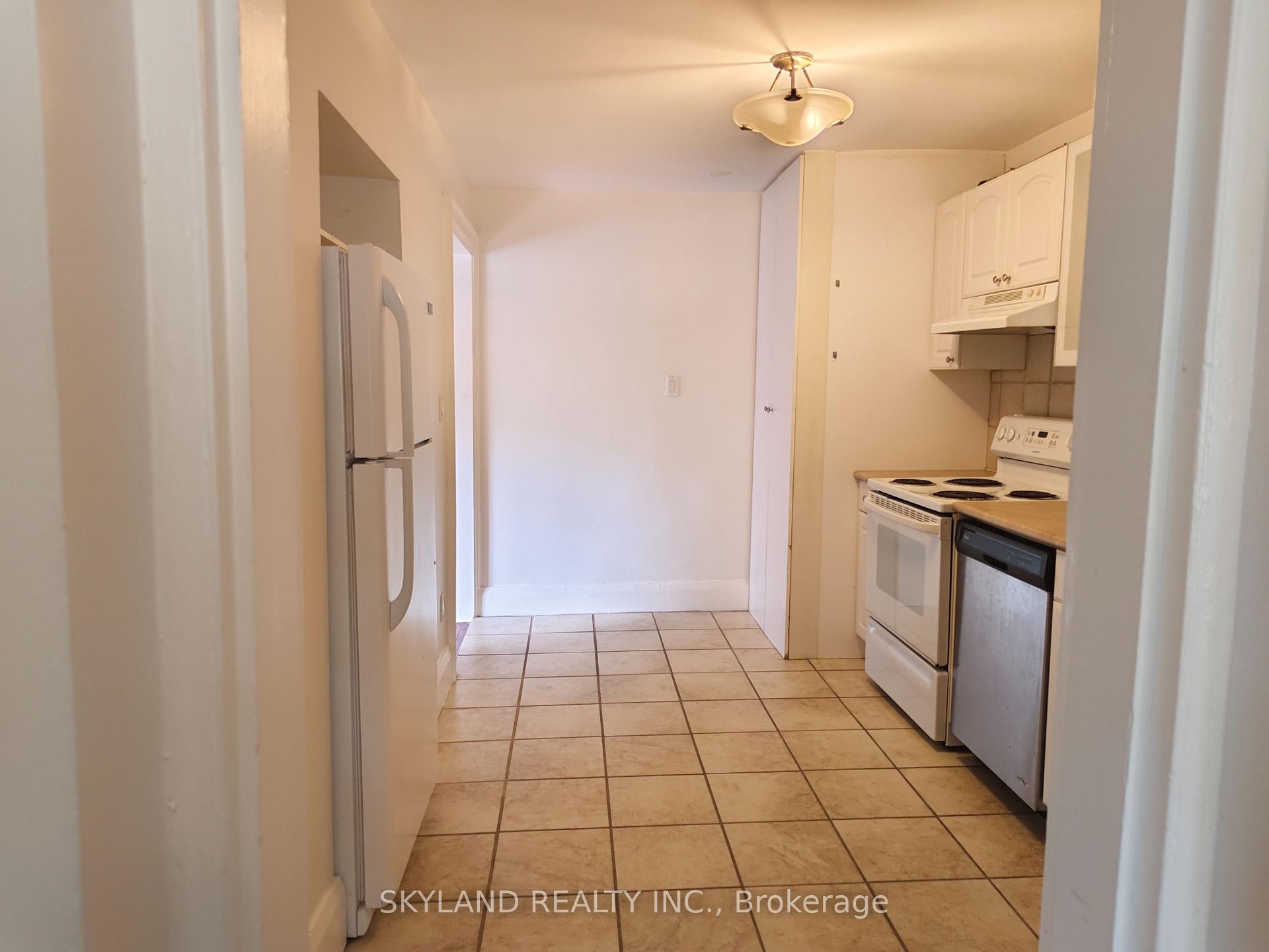 Photo 24 of Unit 3, 69 Lake Shore Drive, Etobicoke, New Toronto — HOMEH