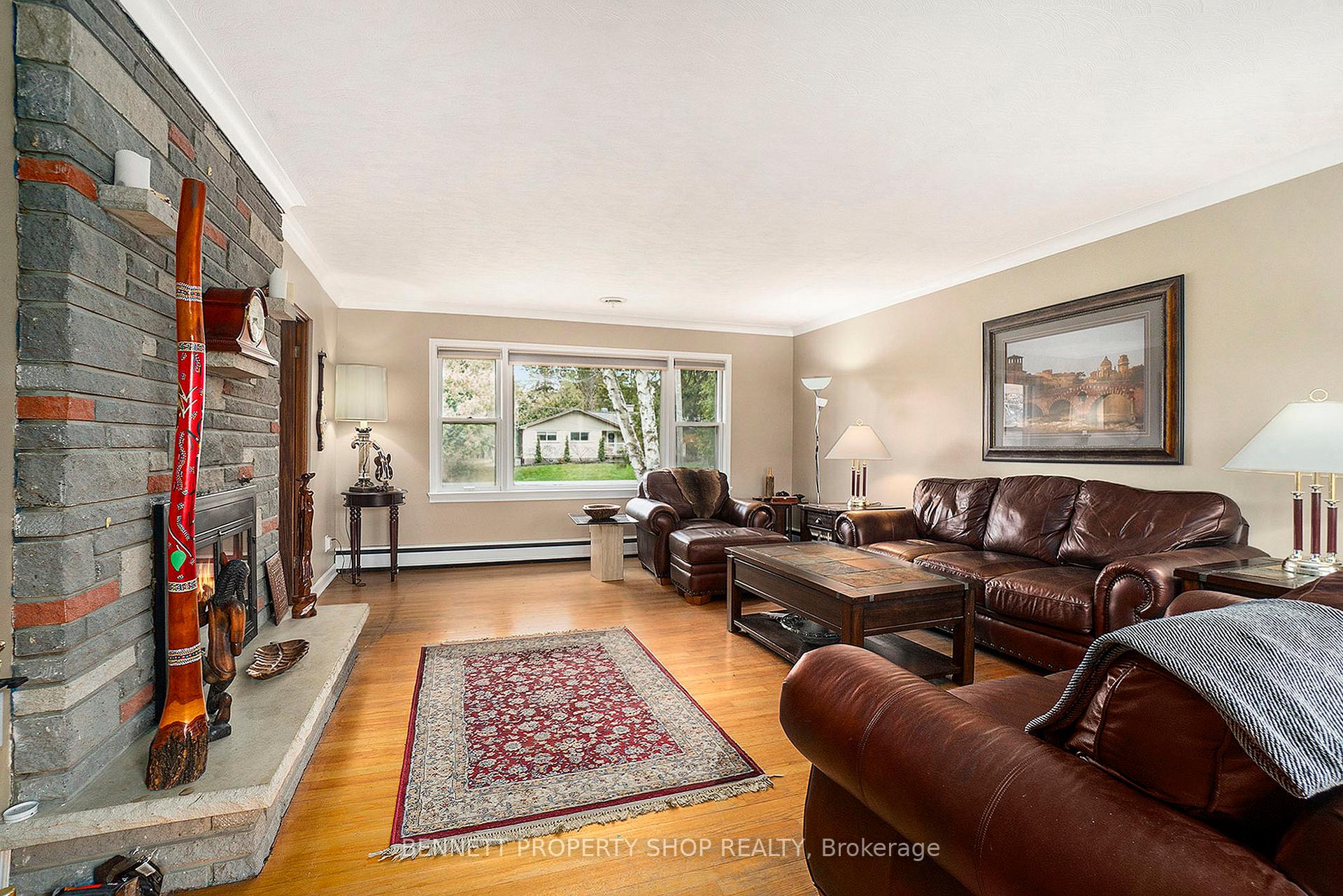 Photo 7 of 111 Arbeatha Street, Ottawa, Arbeatha Park — HOMEH
