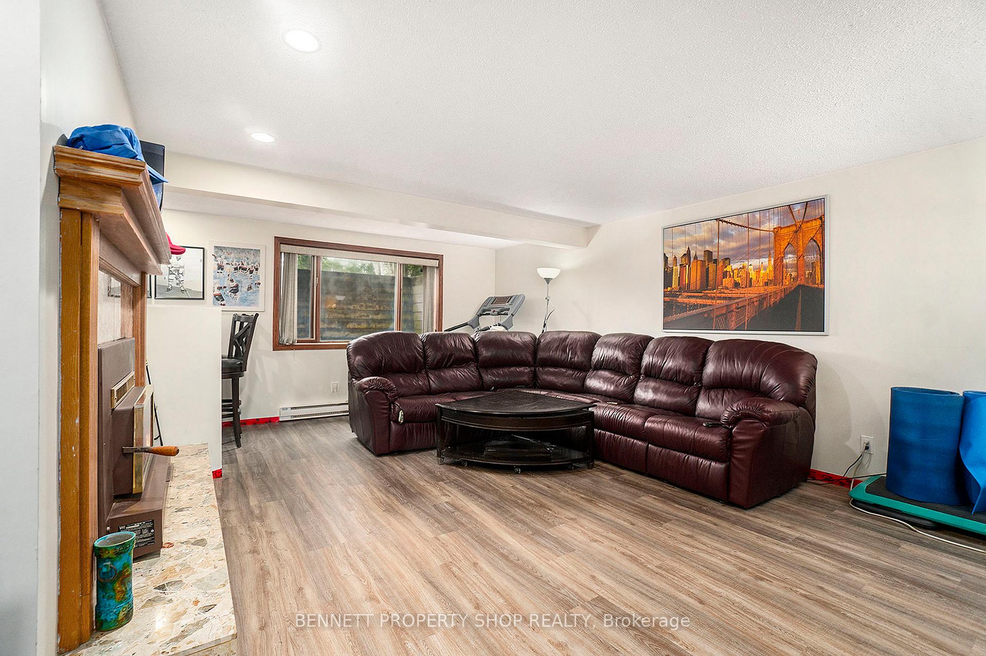 Photo 21 of 111 Arbeatha Street, Ottawa, Arbeatha Park — HOMEH