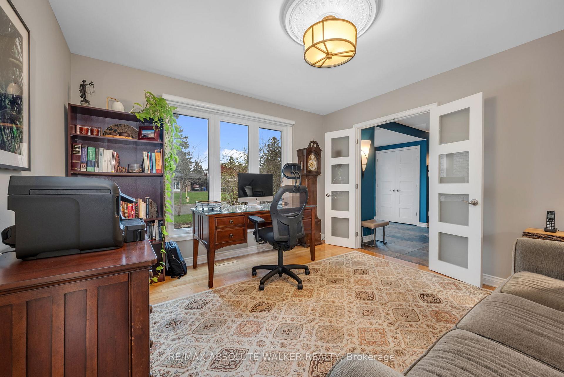 Photo 9 of 1946 Ludgate Crescent, Ottawa, Beaconwood — HOMEH