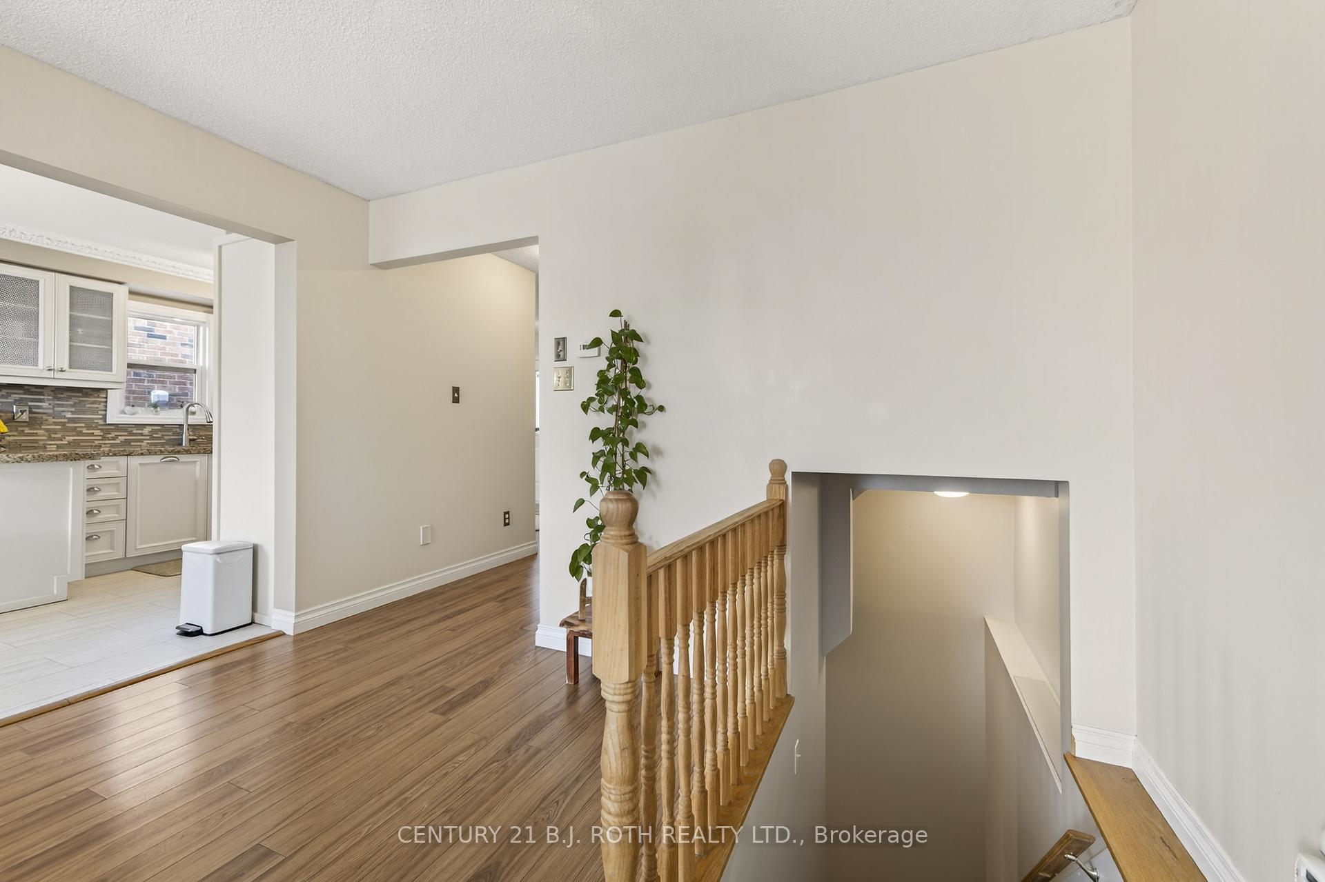 Photo 21 of 73 Rundle Crescent, Barrie, Holly — HOMEH